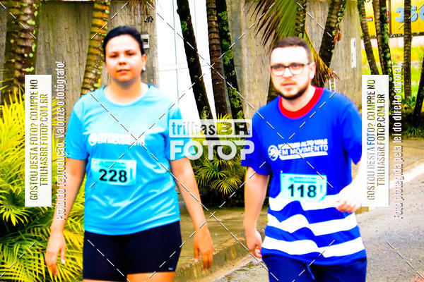 Buy your photos of the event2 Viacredi Alto Vale em Movimento on Fotop