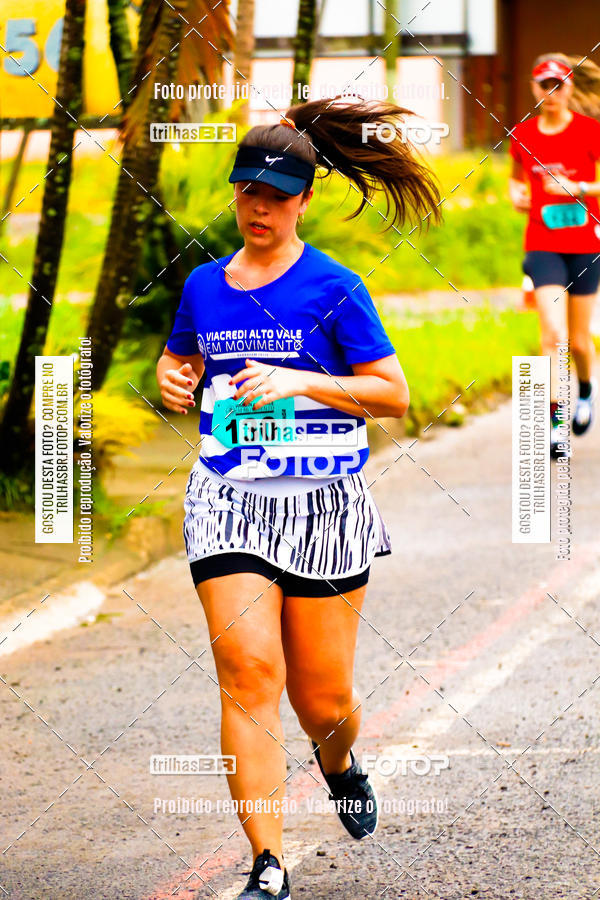Buy your photos of the event2 Viacredi Alto Vale em Movimento on Fotop