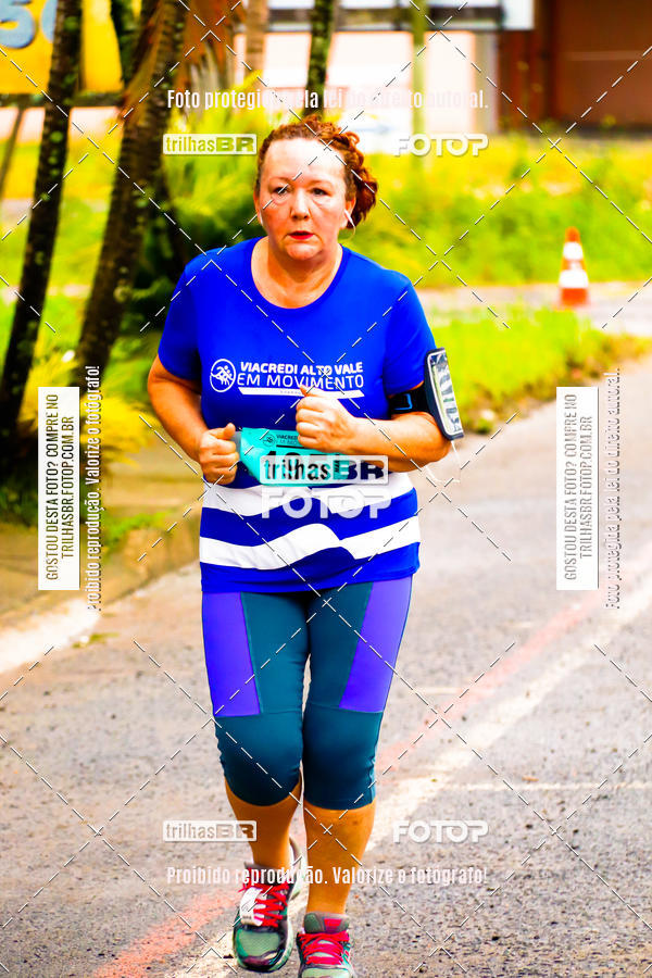 Buy your photos of the event2 Viacredi Alto Vale em Movimento on Fotop