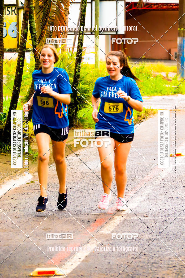 Buy your photos of the event2 Viacredi Alto Vale em Movimento on Fotop