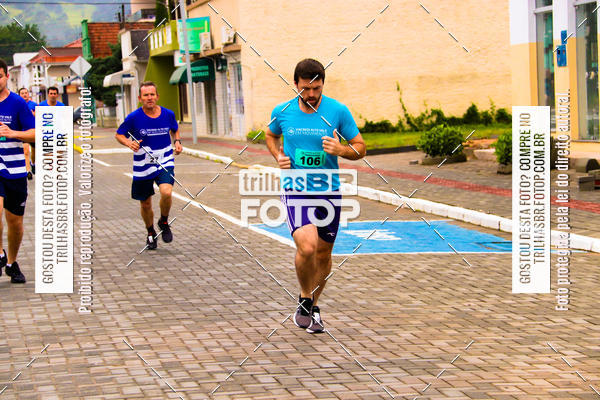 Buy your photos of the event2 Viacredi Alto Vale em Movimento on Fotop