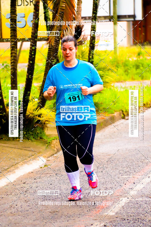 Buy your photos of the event2 Viacredi Alto Vale em Movimento on Fotop