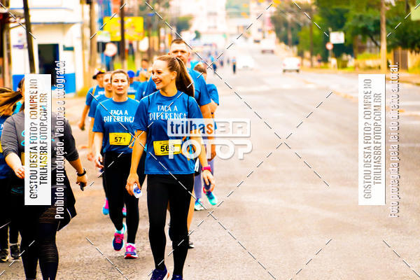 Buy your photos of the event2 Viacredi Alto Vale em Movimento on Fotop