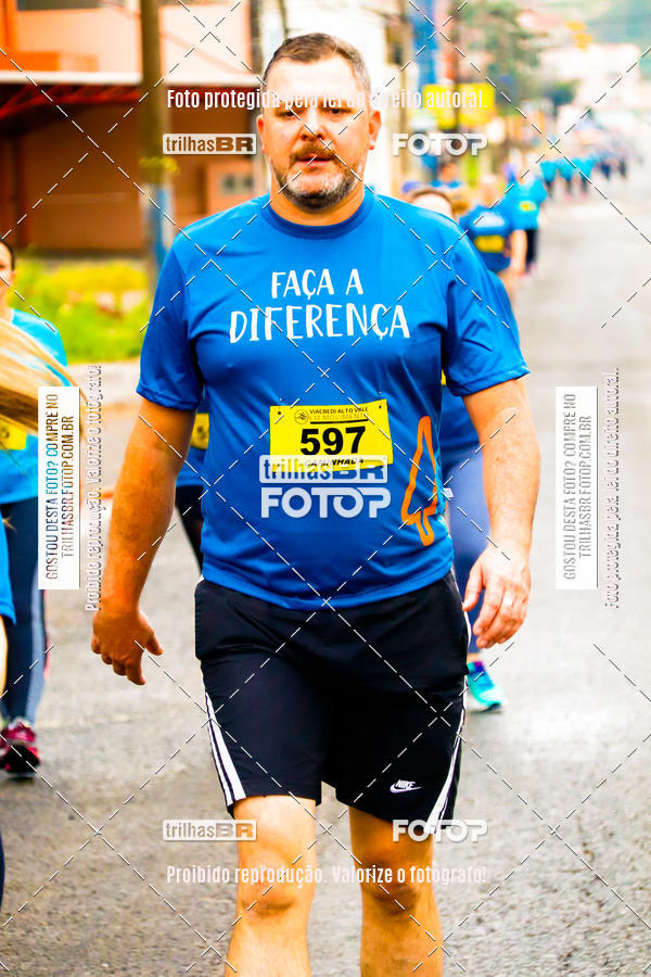 Buy your photos of the event2 Viacredi Alto Vale em Movimento on Fotop