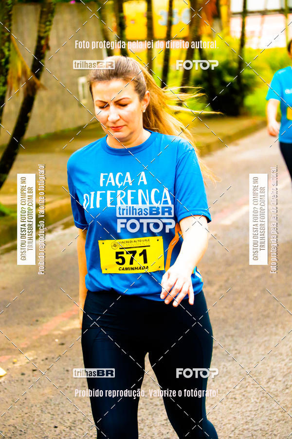 Buy your photos of the event2 Viacredi Alto Vale em Movimento on Fotop