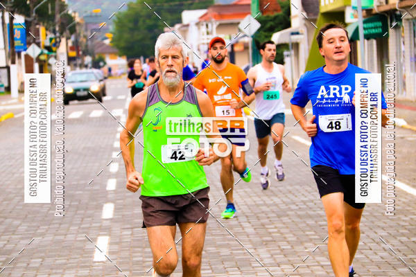 Buy your photos of the event2 Viacredi Alto Vale em Movimento on Fotop