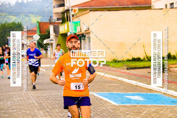 Buy your photos of the event2 Viacredi Alto Vale em Movimento on Fotop