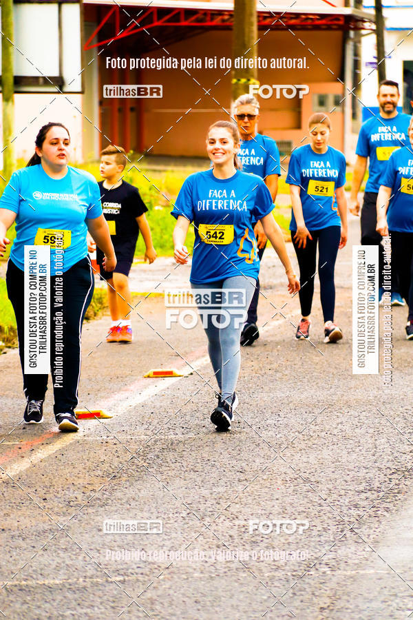 Buy your photos of the event2 Viacredi Alto Vale em Movimento on Fotop