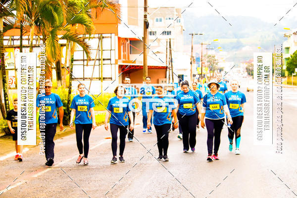 Buy your photos of the event2 Viacredi Alto Vale em Movimento on Fotop