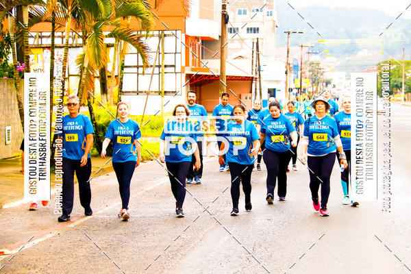 Buy your photos of the event2 Viacredi Alto Vale em Movimento on Fotop
