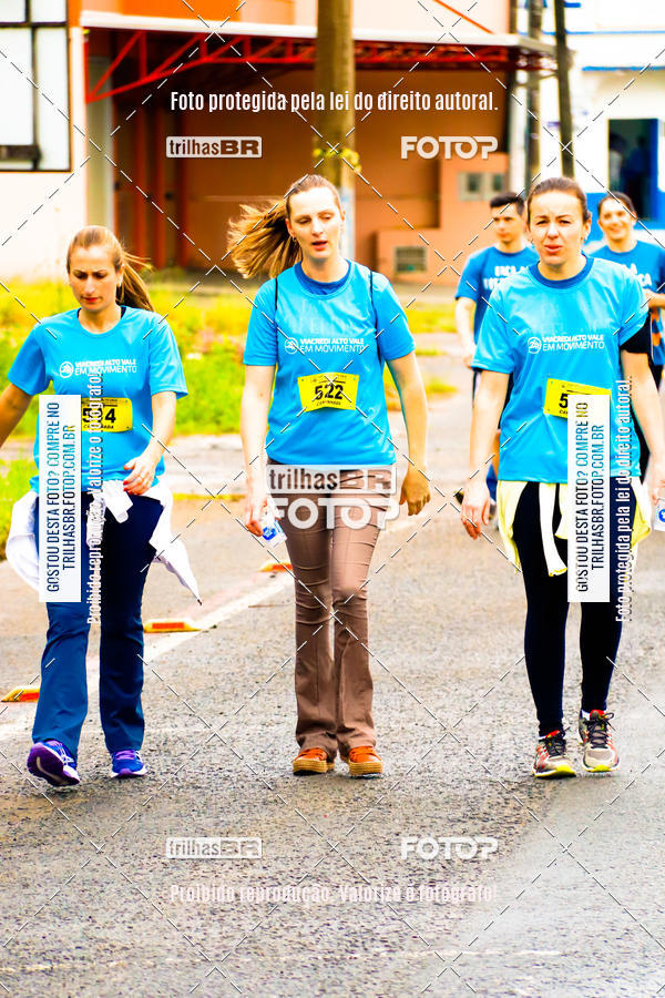 Buy your photos of the event2 Viacredi Alto Vale em Movimento on Fotop