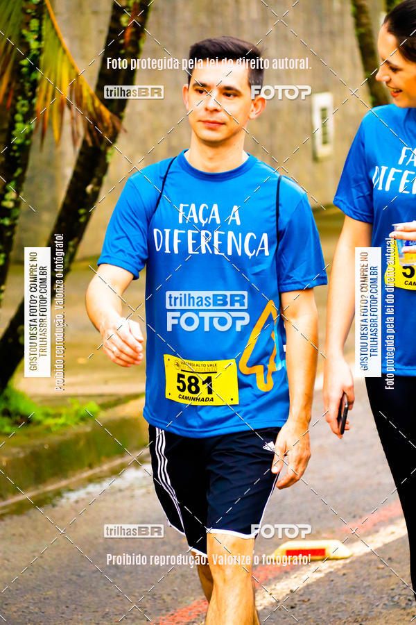 Buy your photos of the event2 Viacredi Alto Vale em Movimento on Fotop