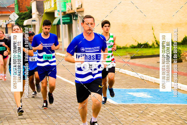 Buy your photos of the event2 Viacredi Alto Vale em Movimento on Fotop