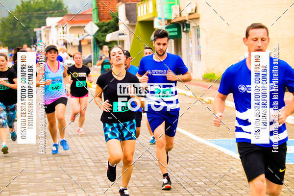 Buy your photos of the event2 Viacredi Alto Vale em Movimento on Fotop