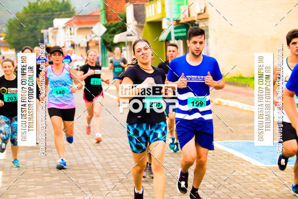 Buy your photos of the event2 Viacredi Alto Vale em Movimento on Fotop