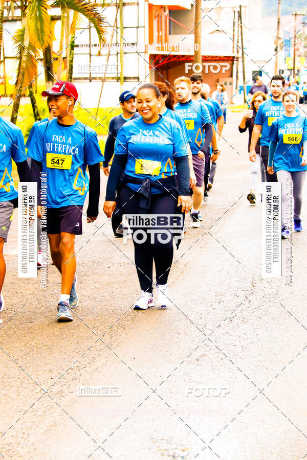 Buy your photos of the event2 Viacredi Alto Vale em Movimento on Fotop