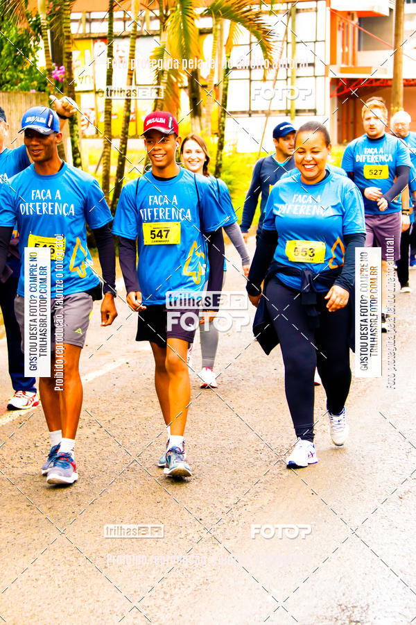 Buy your photos of the event2 Viacredi Alto Vale em Movimento on Fotop