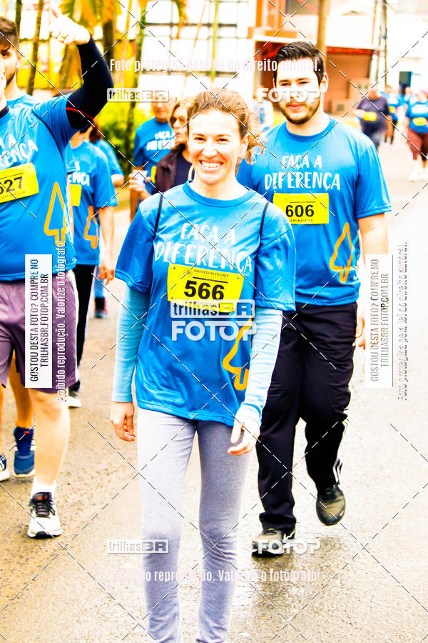 Buy your photos of the event2 Viacredi Alto Vale em Movimento on Fotop