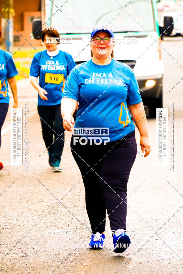 Buy your photos of the event2 Viacredi Alto Vale em Movimento on Fotop