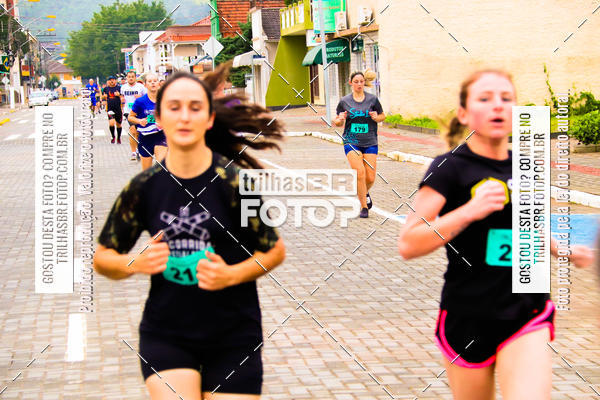 Buy your photos of the event2 Viacredi Alto Vale em Movimento on Fotop