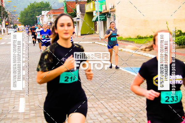 Buy your photos of the event2 Viacredi Alto Vale em Movimento on Fotop