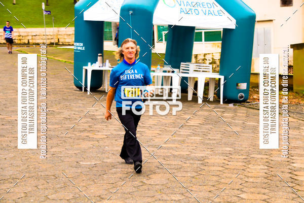 Buy your photos of the event2 Viacredi Alto Vale em Movimento on Fotop