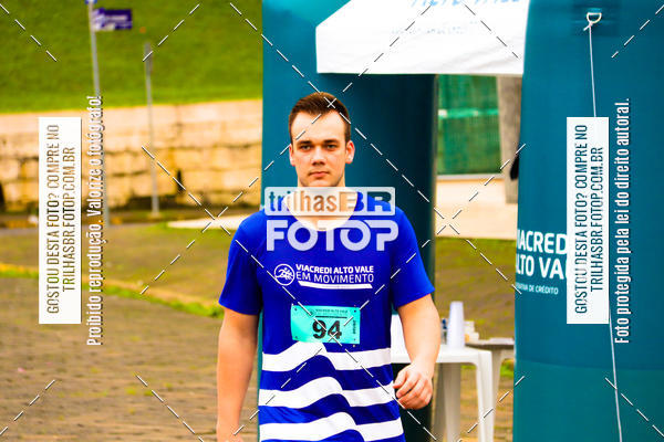 Buy your photos of the event2 Viacredi Alto Vale em Movimento on Fotop