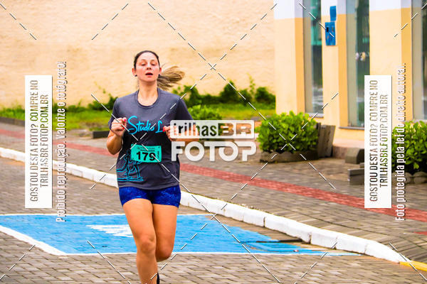 Buy your photos of the event2 Viacredi Alto Vale em Movimento on Fotop