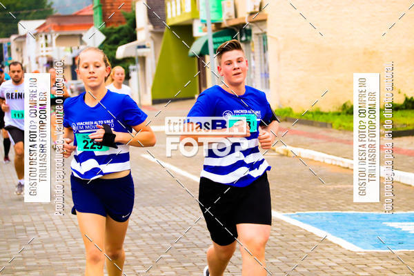 Buy your photos of the event2 Viacredi Alto Vale em Movimento on Fotop