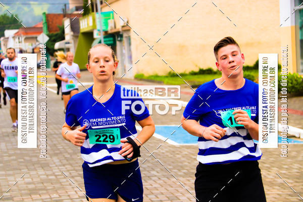 Buy your photos of the event2 Viacredi Alto Vale em Movimento on Fotop