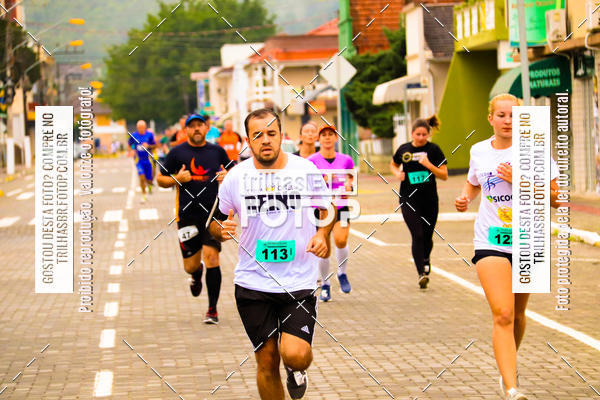 Buy your photos of the event2 Viacredi Alto Vale em Movimento on Fotop