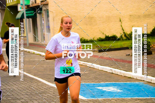 Buy your photos of the event2 Viacredi Alto Vale em Movimento on Fotop