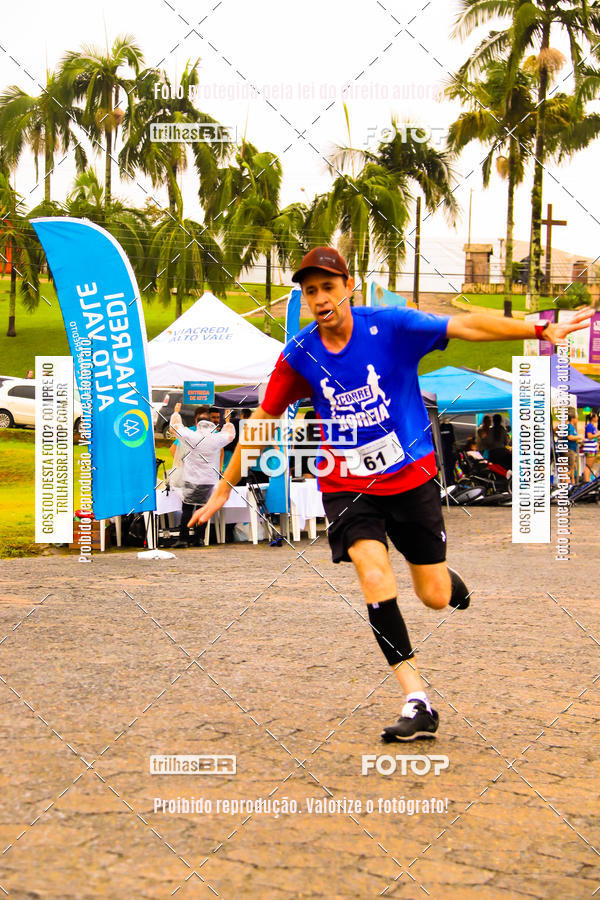 Buy your photos of the event2 Viacredi Alto Vale em Movimento on Fotop