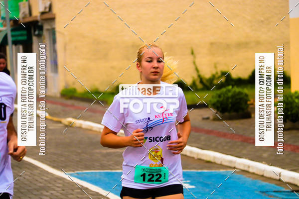 Buy your photos of the event2 Viacredi Alto Vale em Movimento on Fotop