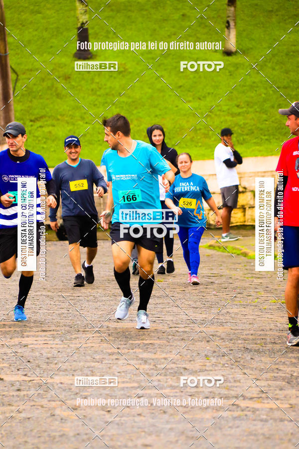 Buy your photos of the event2 Viacredi Alto Vale em Movimento on Fotop