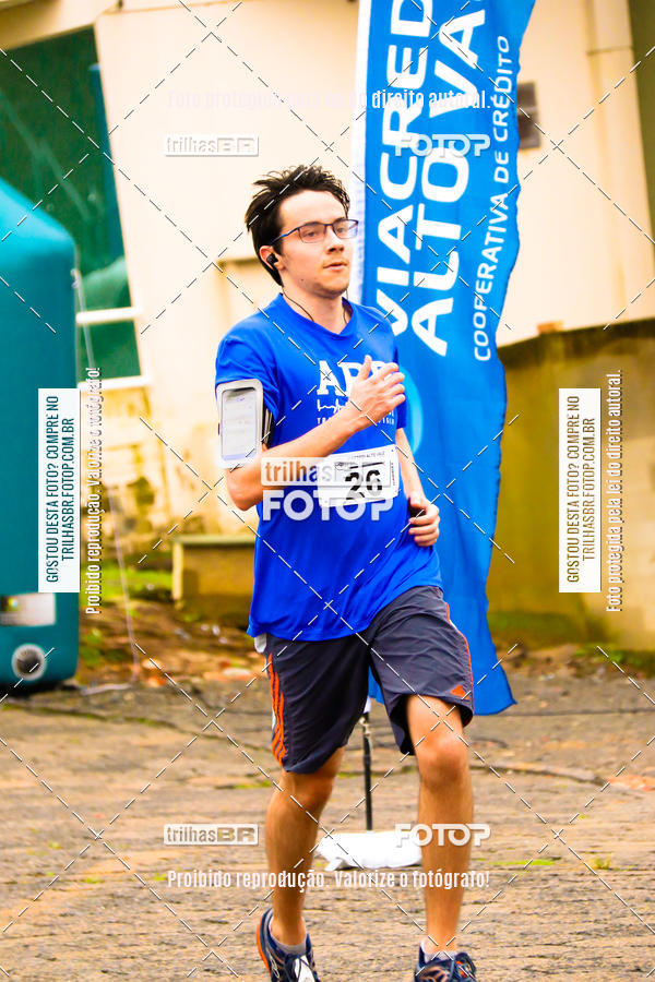Buy your photos of the event2 Viacredi Alto Vale em Movimento on Fotop