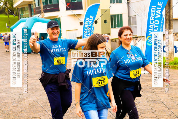 Buy your photos of the event2 Viacredi Alto Vale em Movimento on Fotop