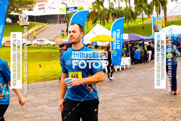 Buy your photos of the event2 Viacredi Alto Vale em Movimento on Fotop