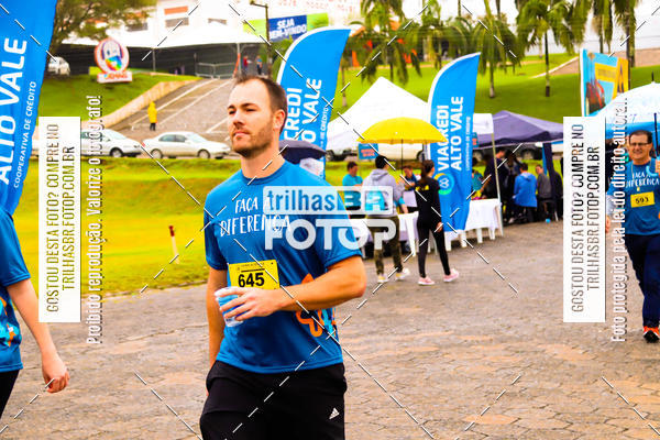Buy your photos of the event2 Viacredi Alto Vale em Movimento on Fotop
