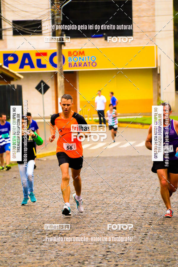 Buy your photos of the event2 Viacredi Alto Vale em Movimento on Fotop