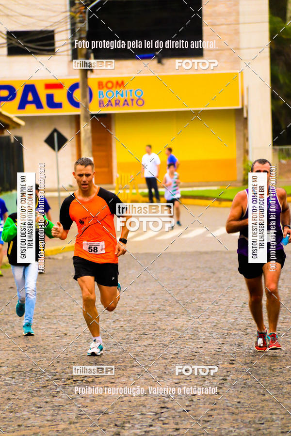 Buy your photos of the event2 Viacredi Alto Vale em Movimento on Fotop