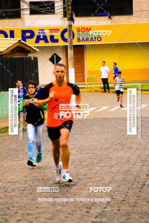 Buy your photos of the event2 Viacredi Alto Vale em Movimento on Fotop