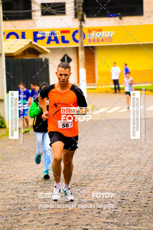 Buy your photos of the event2 Viacredi Alto Vale em Movimento on Fotop
