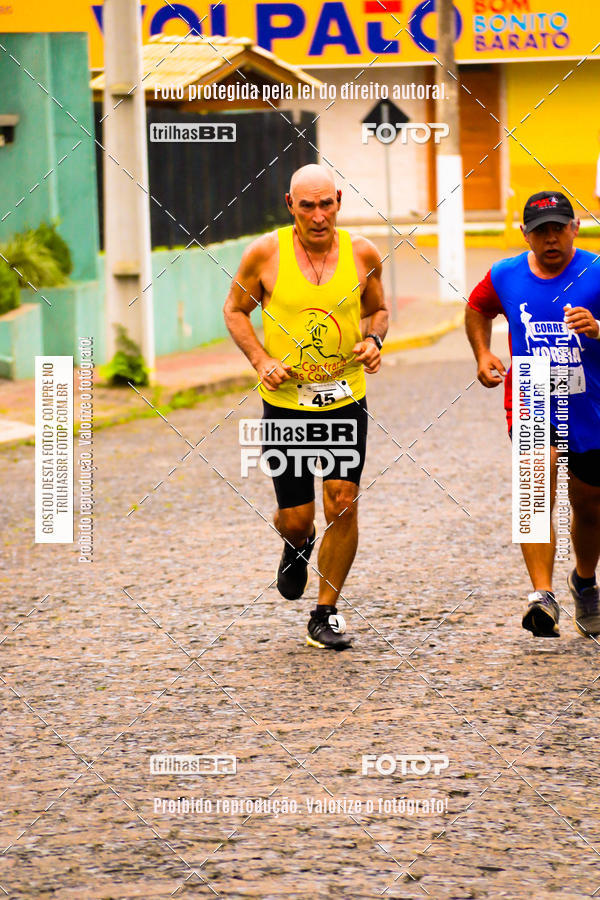 Buy your photos of the event2 Viacredi Alto Vale em Movimento on Fotop