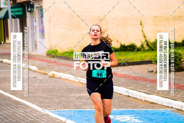 Buy your photos of the event2 Viacredi Alto Vale em Movimento on Fotop