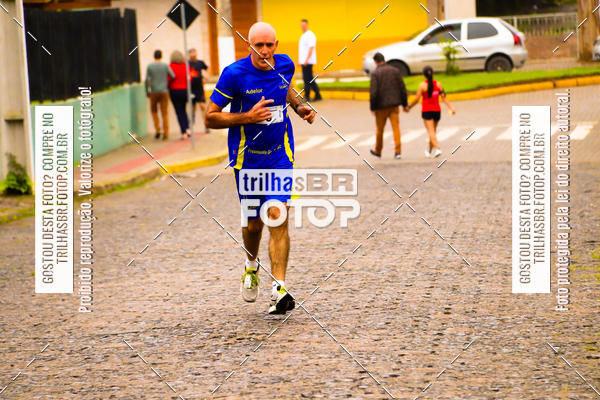 Buy your photos of the event2 Viacredi Alto Vale em Movimento on Fotop