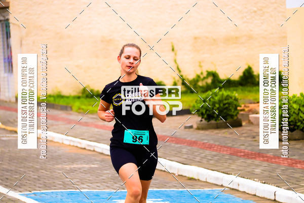 Buy your photos of the event2 Viacredi Alto Vale em Movimento on Fotop