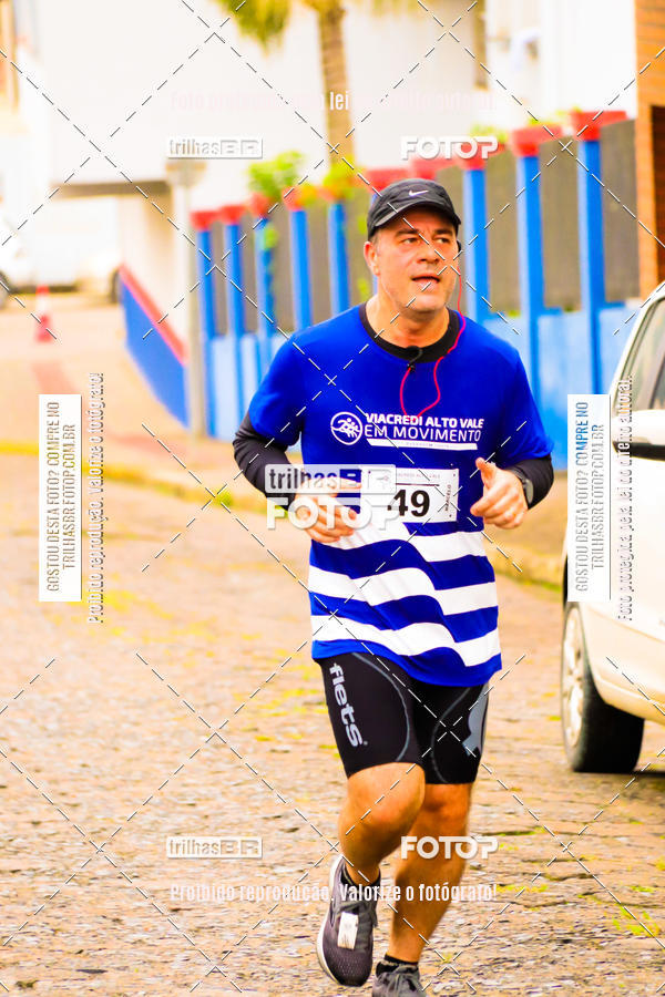 Buy your photos of the event2 Viacredi Alto Vale em Movimento on Fotop