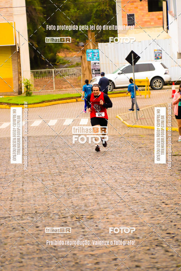 Buy your photos of the event2 Viacredi Alto Vale em Movimento on Fotop