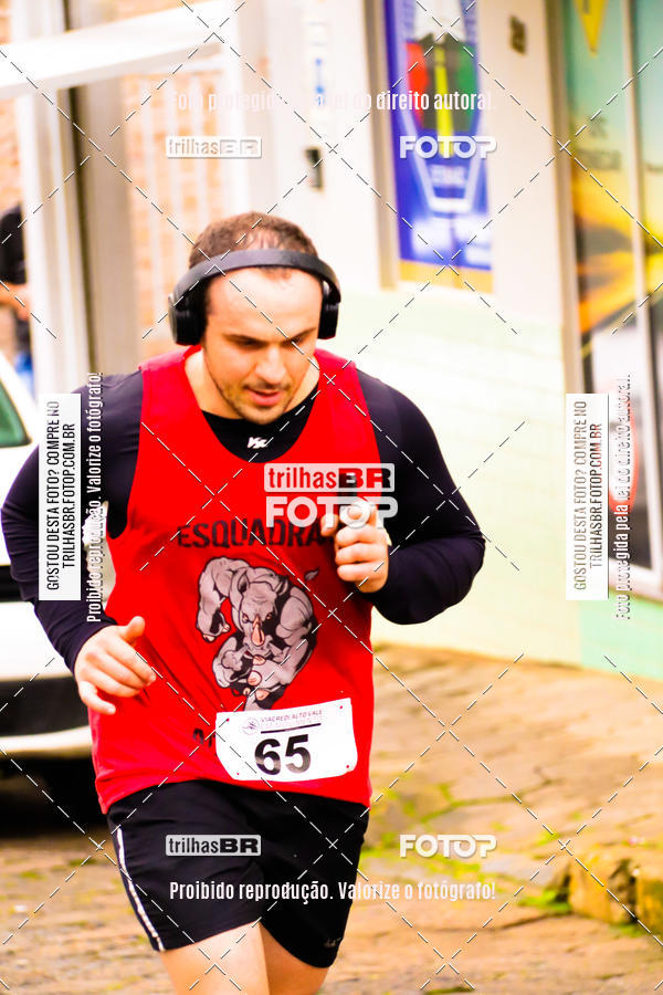 Buy your photos of the event2 Viacredi Alto Vale em Movimento on Fotop